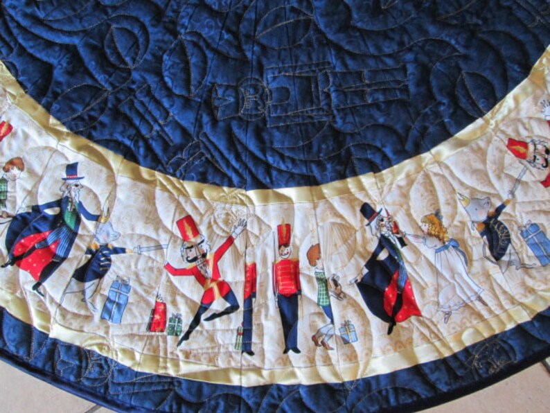 Christmas Nutcracker Quilted Tree Skirt GFTOTP1700