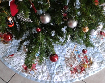 Blue Quilted Tree Skirt with Victorian Santa ,  Personalized option, 3 sizes available