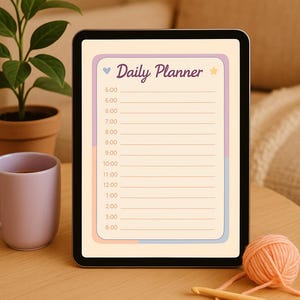 Puede incluir: Una pantalla de tableta que muestra un planificador diario con un corazón rosa y una estrella amarilla en la parte superior. El planificador tiene un fondo rosa y azul claro con una lista de horas de 6:00 AM a 8:00 PM.