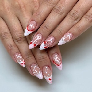 cute coquette picnic nails /custom press on nails/ hand made press on nails/faux acrylic nails/ gel nails/ press on nail