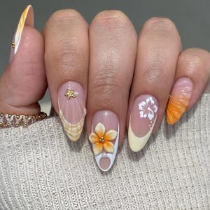 summer time orange mix nails /custom press on nails/ hand made press on nails/faux acrylic nails/ gel nails/ press on nail