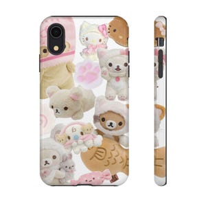 Cover per telefono kawaii di Hello Kitty e Rilakkuma - estetica collage Y2K, rosa tenue, per iPhone. immagine 8