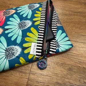 Echinacea Rhythm E-Reader Pouch (Hemingway)