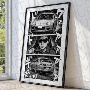 Op de afbeelding: Zwart-witte manga-stijl illustratie van een bestuurder in een auto. De bestuurder draagt een zonnebril en een racepak. De auto is een Toyota Supra. De tekst in de afbeelding is "ドリフト" en "ギャア!"
