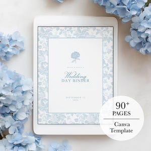 Puede incluir: Una tableta digital muestra una plantilla de carpeta de día de boda con un diseño floral en azul claro. El texto dice "Wedding Day Binder" y "90+ Pages Canva Template". Flores de hortensia azules rodean la tableta.