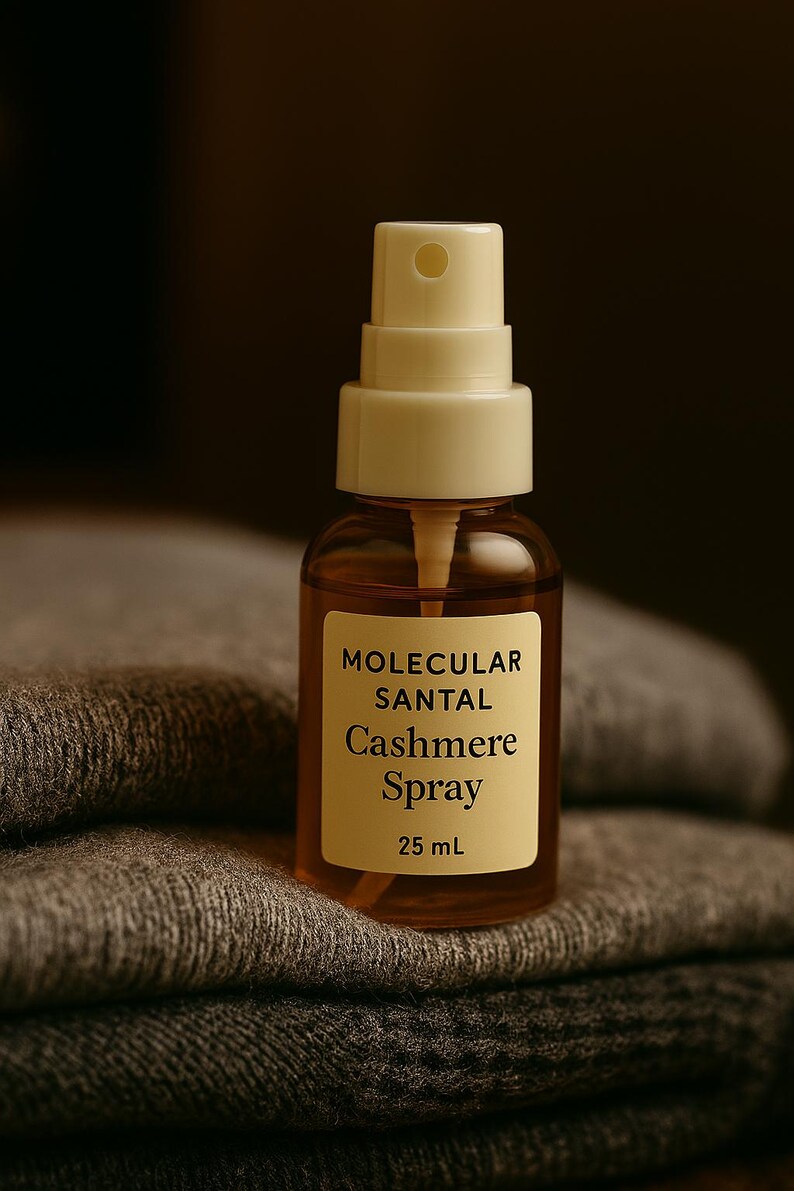 Spray de fragancia de sándalo molecular/sándalo Mysore para cachemira, suéteres, abrigos, armarios, cajones, telas y bufandas. Aroma cremoso, amaderado y suave. imagen 7
