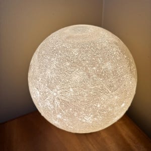 3D Printed NASA Moon Lamp – Realistic Lunar Surface Night Light | Space Decor & Astronomy Gift