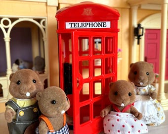 Figuras de castor originales de Sylvanian Families: juego de cuatro.