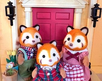 Sylvanian Families Red Panda Family – Discontinued Rare Collectible Figures