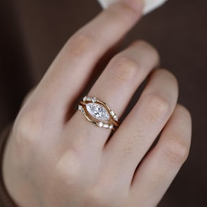 2 CT Marquise Moissanite Ring Set, 14K Gold Stackable Engagement Ring Set, Unique Wedding Ring Set, Layered Diamond Ring, Dainty Bridal Set