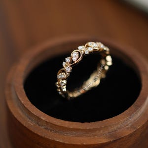 Tree Leaf Branch Twist Ring Full Eternity Engagement Band,Round Moissanite Flower Vine Stackable Ring,Nature Inspired Botanical Wedding Ring