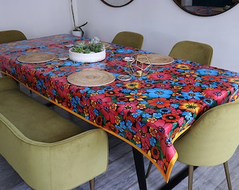 Square Betty's Bunch Black Oilcloth Tablecloths with Solid Yellow Trim