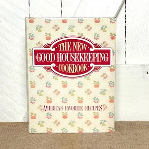 The New Good Housekeeping Cookbook: 1986 Vintage Collectible