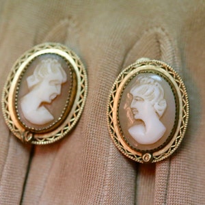Vintage 12 Kt. GF Cameo Clip On Earrings