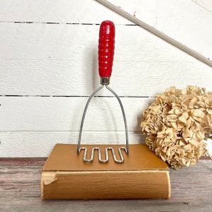 Original Red Paint Ricer Puree Long Handled Kitchen tool 1940s Vintage –  Antiques And Teacups