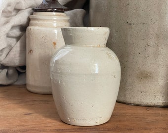 Weymans Snuff stoneware jar | Vintage tobacco stoneware vessel | White antique stoneware jar | Old tobacco snuff jar