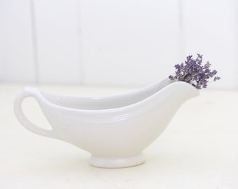 White Ironstone gravy boat | Hall Ironstone Gravy boat, Vintage ironstone at Kate's Vintage Market