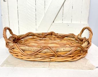 ヴィンテージウィッカーオーバルトレイバスケット：大きなサービング