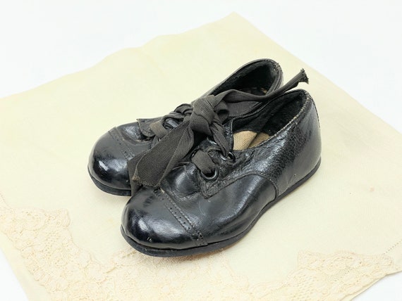Victorian leather baby shoes | Antique black leat… - image 3