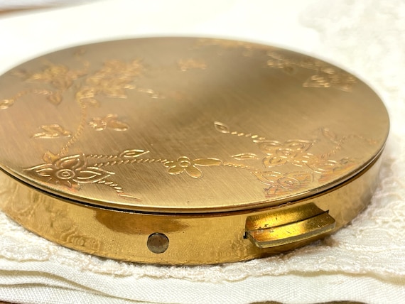 Vintage powder compact | brass metal Zell Fifth A… - image 9