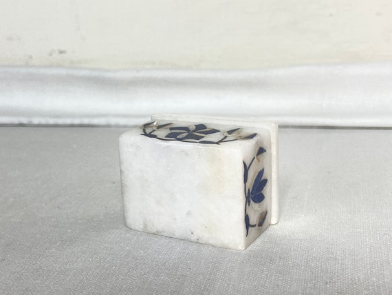 Marble jewelry box with inlaid Lapis Lazuli 2 x 1… - image 9