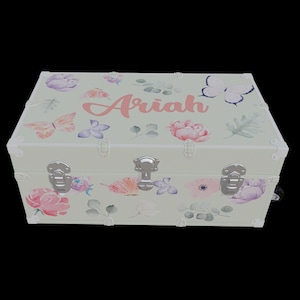 Personalized Floral Butterfly Trunk Decoration for Kids – Name Decal for Summer Camp Chest, Girl Room Storage Art