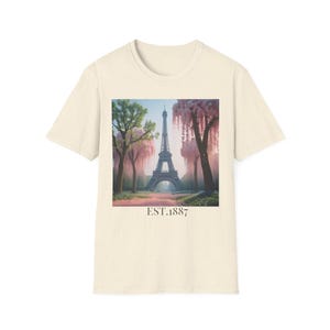 Eiffel Tower Paris T-Shirt: France Travel Souvenir