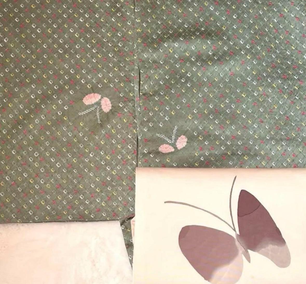 蝶模様絞り柄の小紋着物から　二部式お着物 シルク小紋着物 – 絞り蝶模様 | 希少色 | ヴィンテージジャパン - Etsy