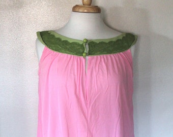 Vintage 1960's/1970's Knit Semi-Sheer Pink Sleeveless Slip with Green Lace and Buttons!