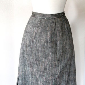 Vintage Women&#39;s Grey Tweed, Linen Look Pencil Skirt with Pink, Teal and Orange Fibers! Size 8!