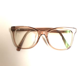 Vintage 1960's Womens Brown Horn Rim Eyeglasses Frames!