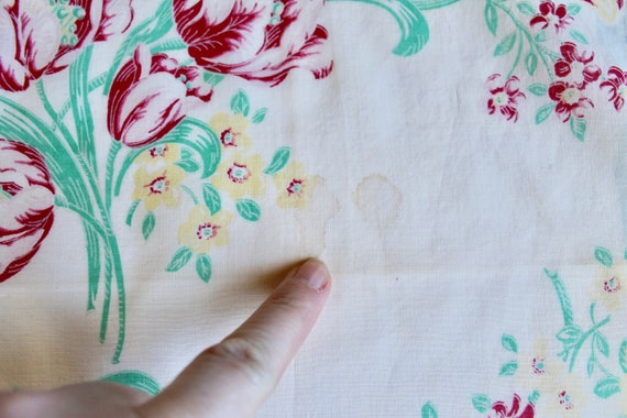 Vintage 1950's Pink, Yellow, and Green Cotton Flo… - image 3