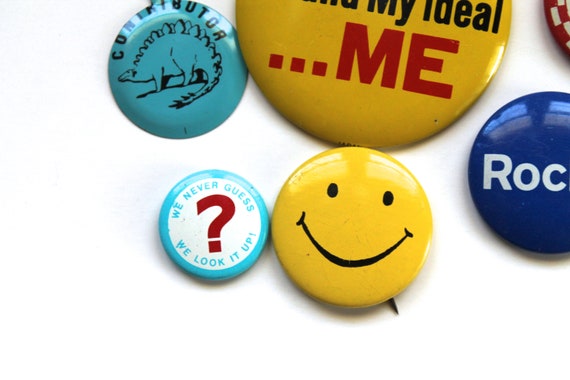 Vintage 1960's-70's Funny Novelty Pins/Buttons! H… - image 3