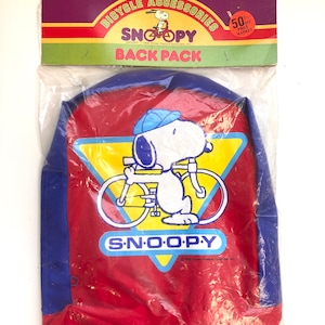 Vintage 1970's-80's New Old Stock Snoopy Backpack! Vintage Peanuts Characters! RARE!