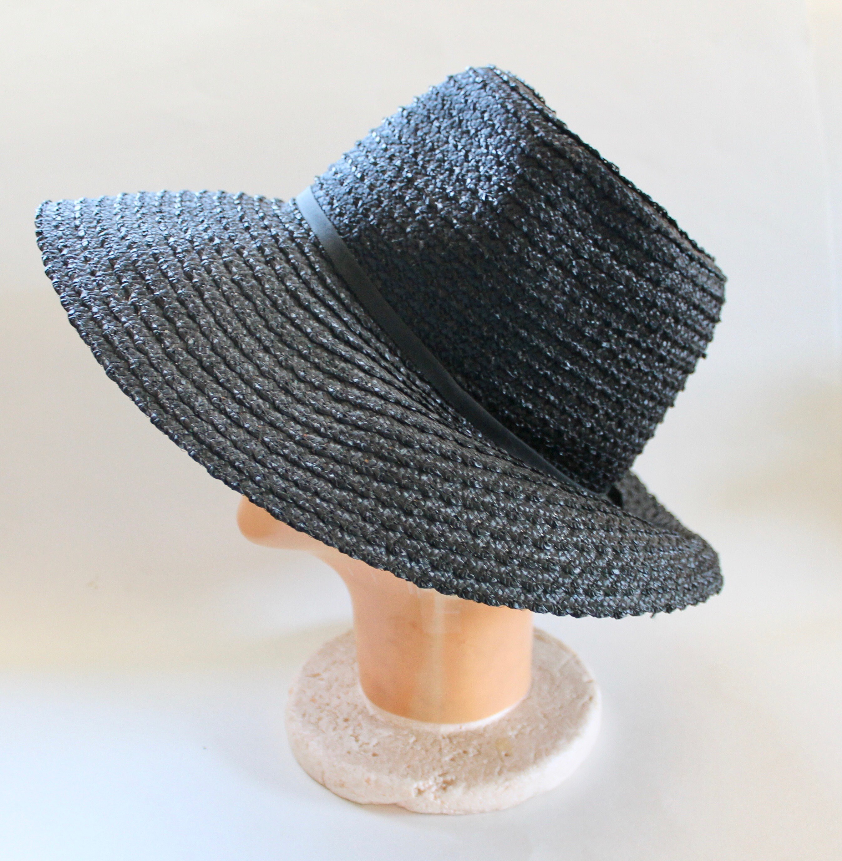 Vintage 1960s Womens Black Woven Straw Wide Brim Hat With  display picture 1