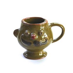 Pottery Figural Face Mug Man Mustache 0724