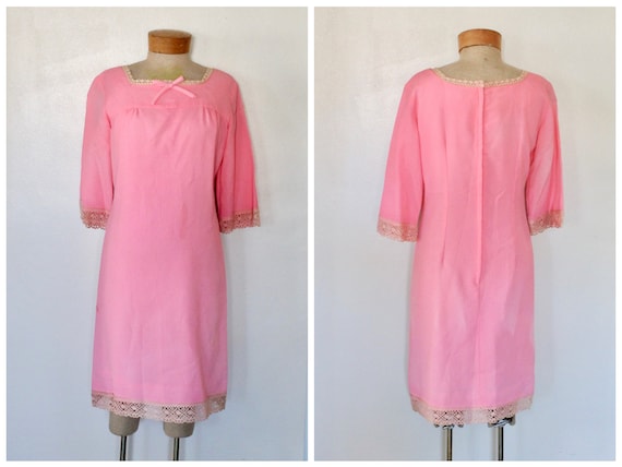 Vintage 1960s Bubblegum Pink Folksy Style 3/4 Sle… - image 1