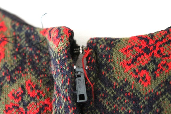 Vintage 1950's-60's Black, Red and Green Woven Fa… - image 4
