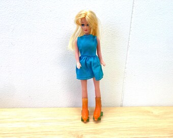 Vintage 1970's Roller Skate Girl Doll Toy! Super Groovy!