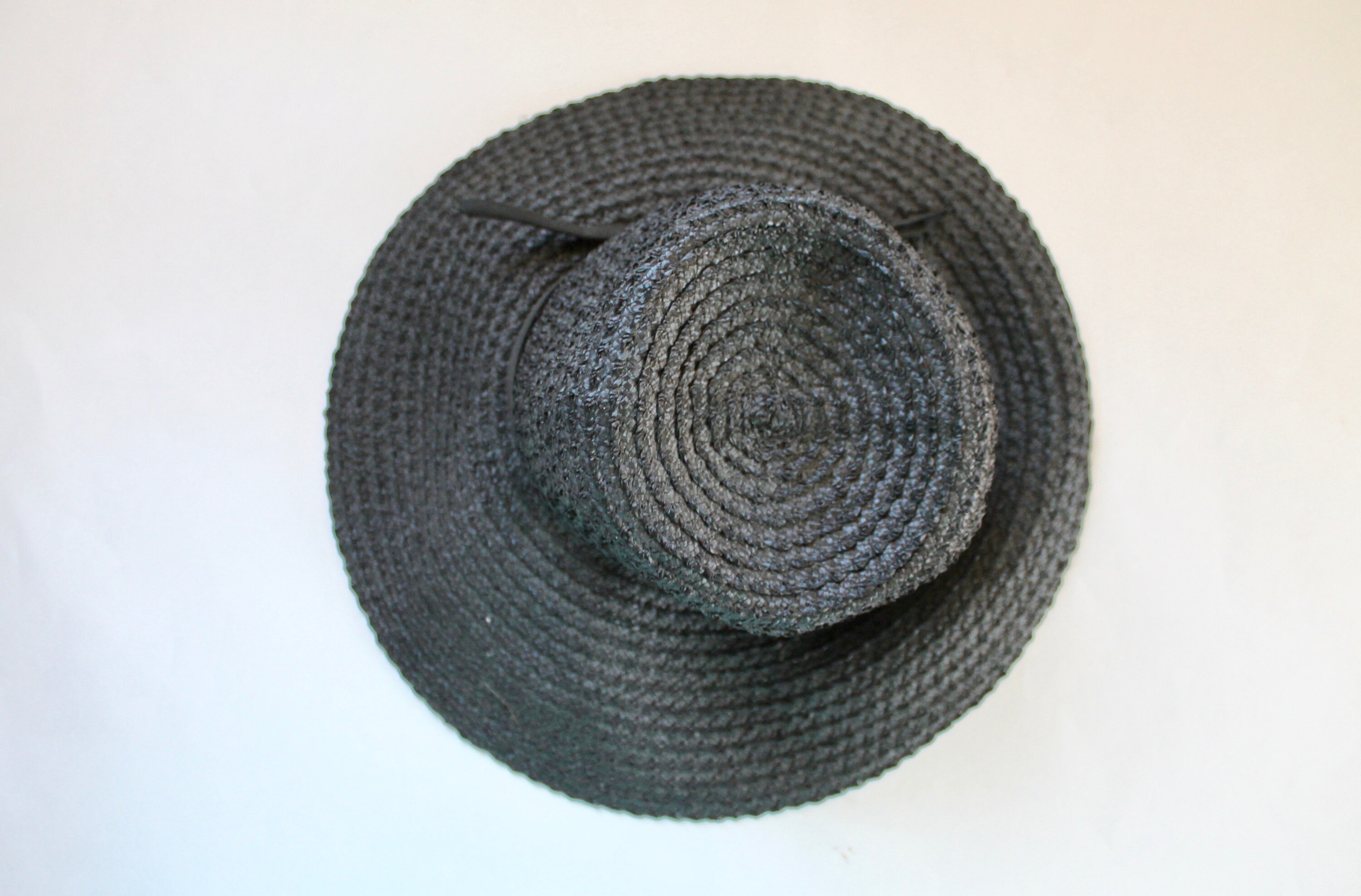 Vintage 1960s Womens Black Woven Straw Wide Brim Hat With  display picture 2