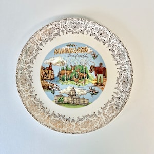 Vintage 1950s Colorful Minnesota Ceramic Scenic Souvenir Plate - 9.25 Inches in Diameter