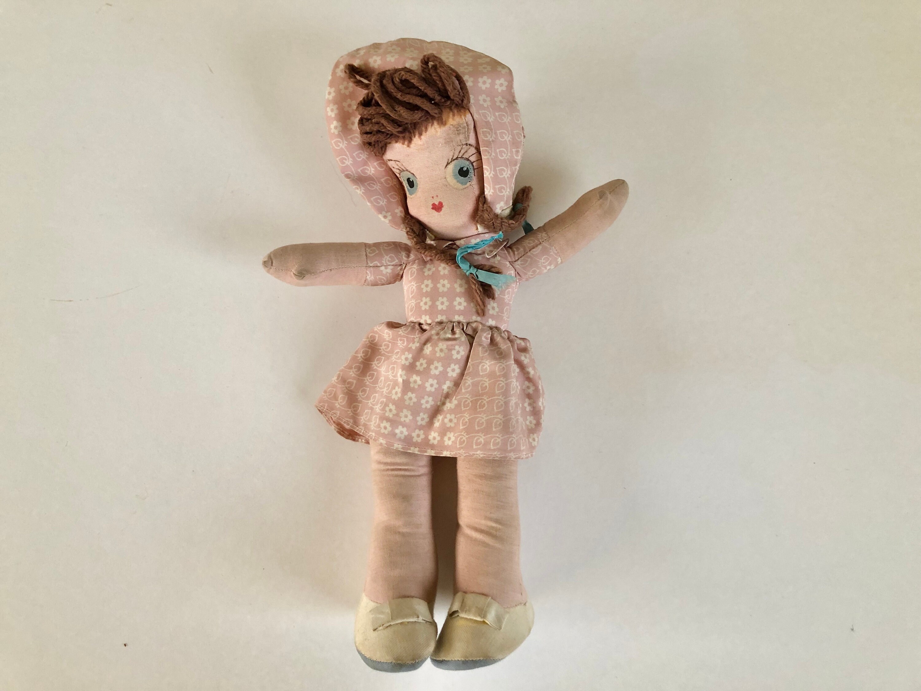 Vintage Midcentury 1940 s Stuffed Cloth Girl Doll With Pink Floral