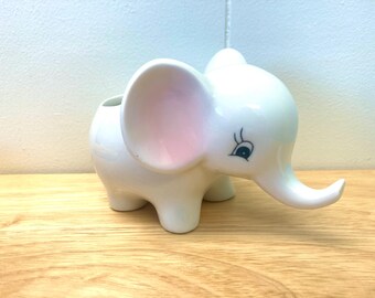Vintage 1970's Elephant Ceramic Planter! Cute!
