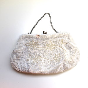 Vintage White Clasp Handbag/Purse with Cute Bead Design!