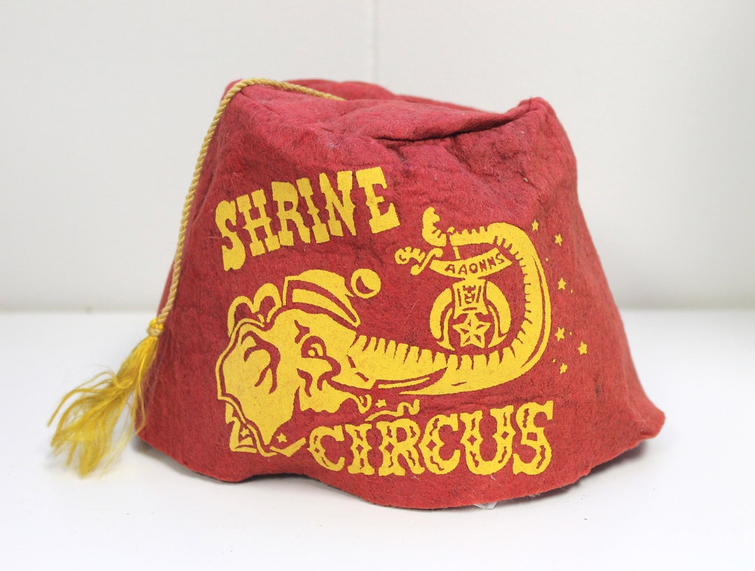 Shrine Circus Michigan Felt Souvenir Pennant Flag Red-Yellow