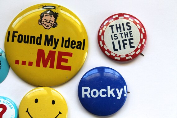 Vintage 1960's-70's Funny Novelty Pins/Buttons! H… - image 4