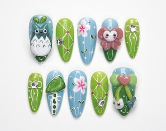 Totoro Floral Grün Drücken Sie auf die Nägel, Ghibli Charakter Nägel, 3d Kawaii Nägel, niedliche Cartoon Nägel, Natur inspiriert Nägel
