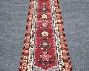 2x10 Ft Herki Runner Rug, Vintage Anatolian Tribal Carpet, Hand Knotted Wool, Madder Red Terracotta Cream Boho Hallway Long Runner, Dated 19