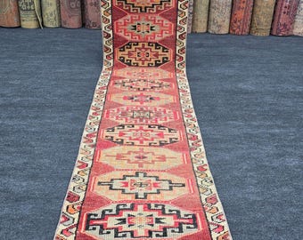 Tappeto Herki runner 2 x 10 piedi, lana vintage tessuta a mano, rosso mattone, pesca, nero, crema, motivo geometrico tribale, tappeto lungo per corridoio, cucina e scale.