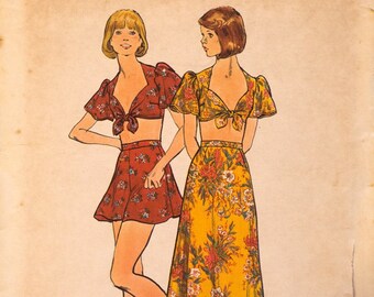 Butterick 3724, Juniors' top, shorts and skirt pattern.  Size 13, bust 35"
